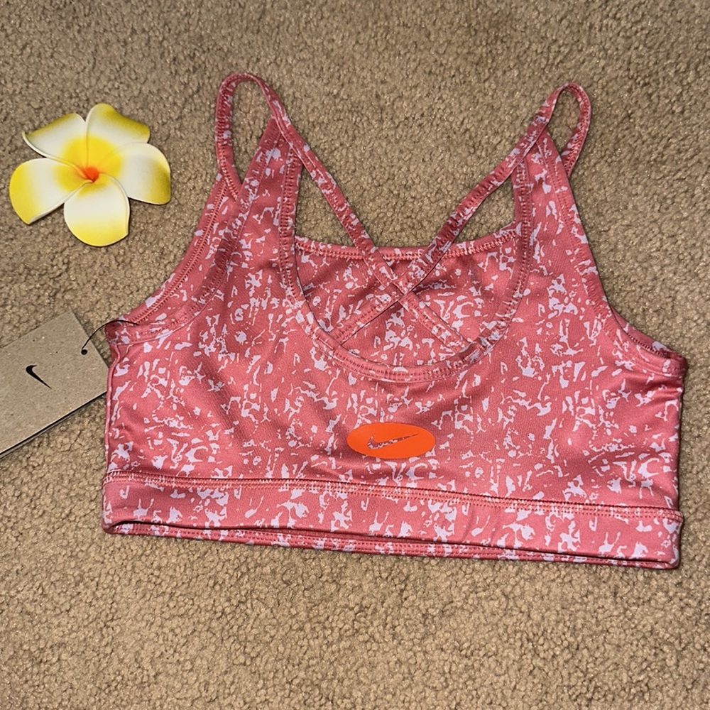 Girls Nike sports bra - Picture 3 of 5